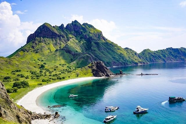 labuan-bajo