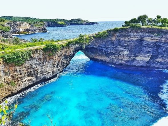 tempat wisata terbaik di Indonesia nusa penida